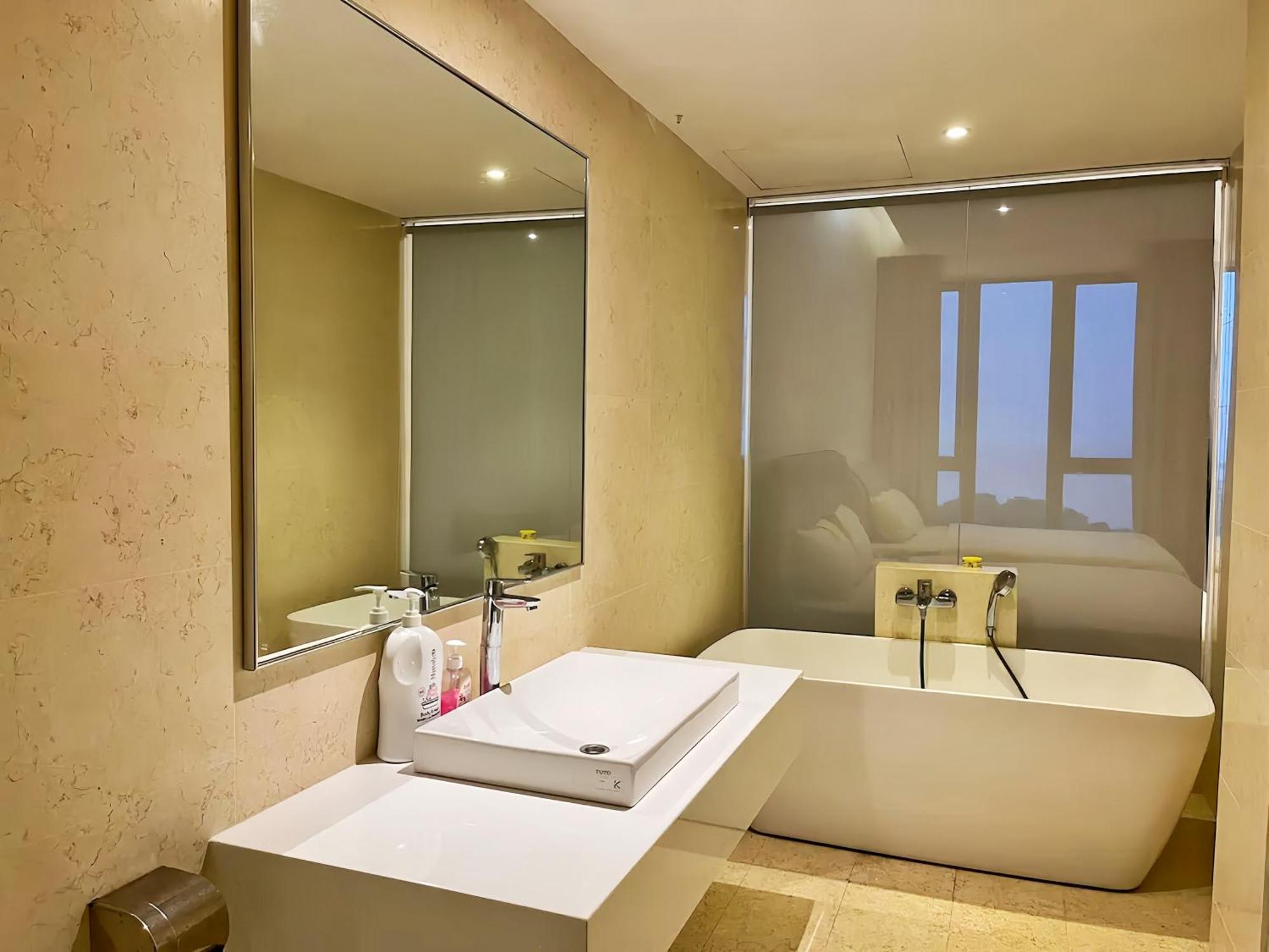 Jazz Service Suites Penang George Town Exteriör bild