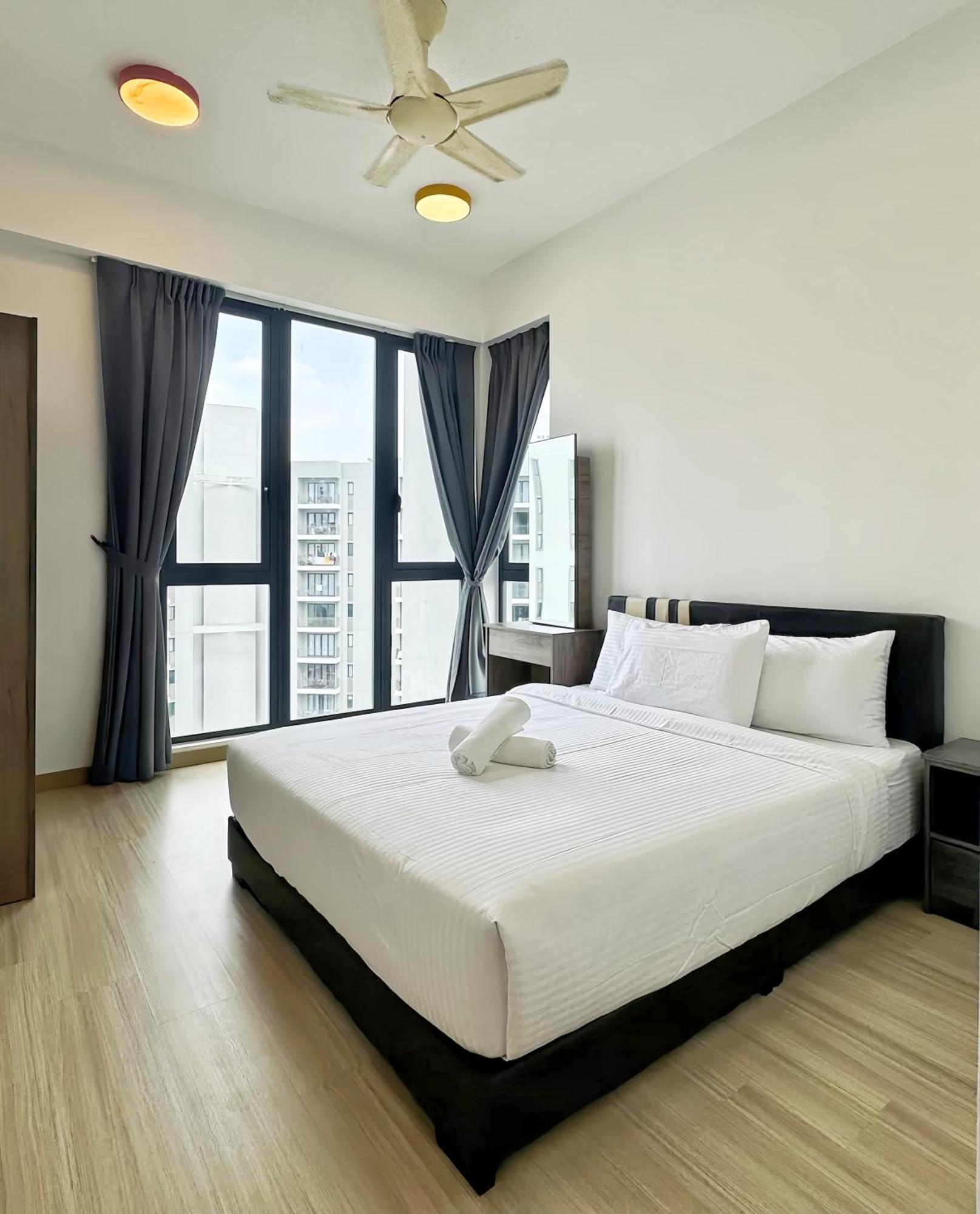 Jazz Service Suites Penang George Town Exteriör bild