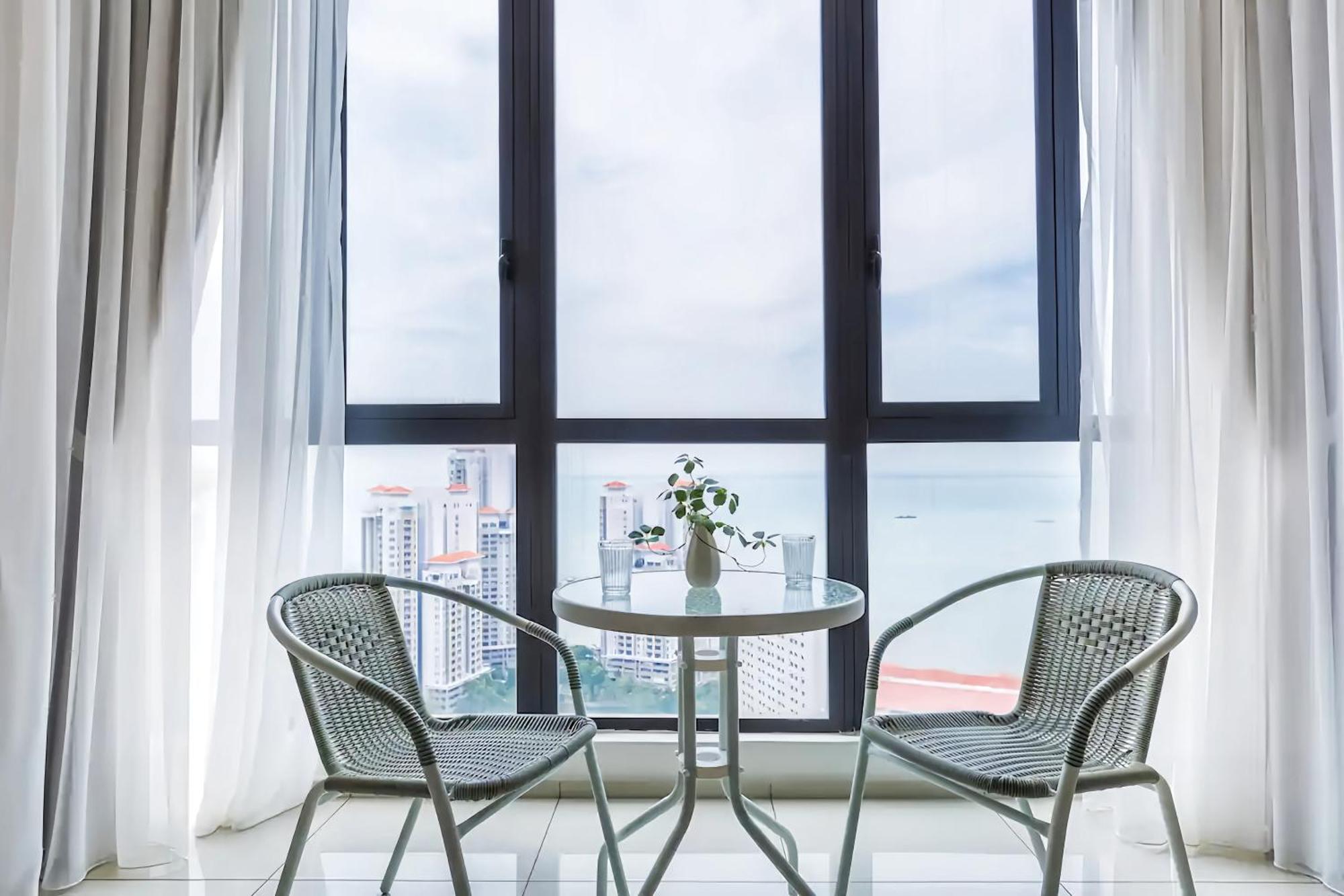 Jazz Service Suites Penang George Town Exteriör bild